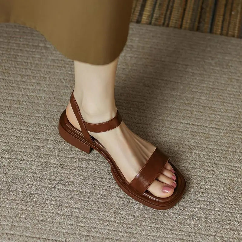 Carol - Sandalia casual de cuero
